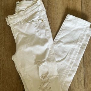 Frame le skinny white distressed skinny denim